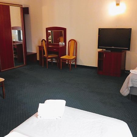 Sosnowe Zacisze Barszczewo Hotel Choroszcz Eksteriør billede