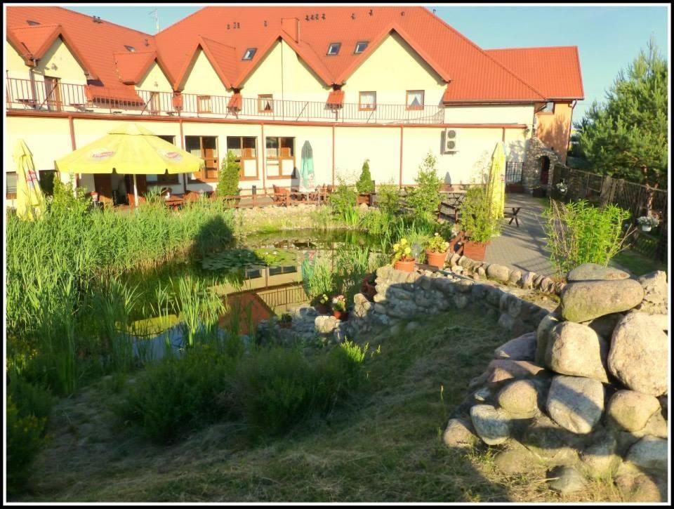Sosnowe Zacisze Barszczewo Hotel Choroszcz Eksteriør billede